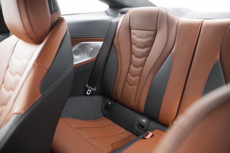 Интерьер BMW M850i xDrive (G15) 2018 года  (NA) (фото 32 из 33)